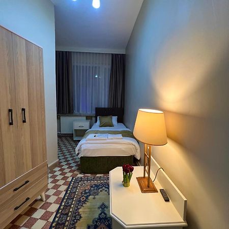 Findik Palas Otel Istanbul Bagian luar foto