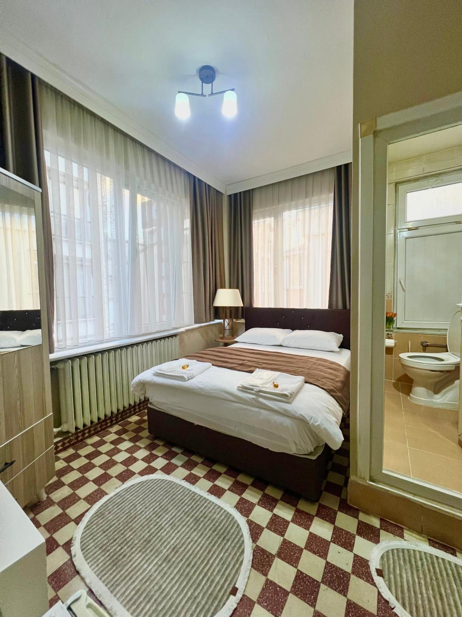 Findik Palas Otel Istanbul Bagian luar foto