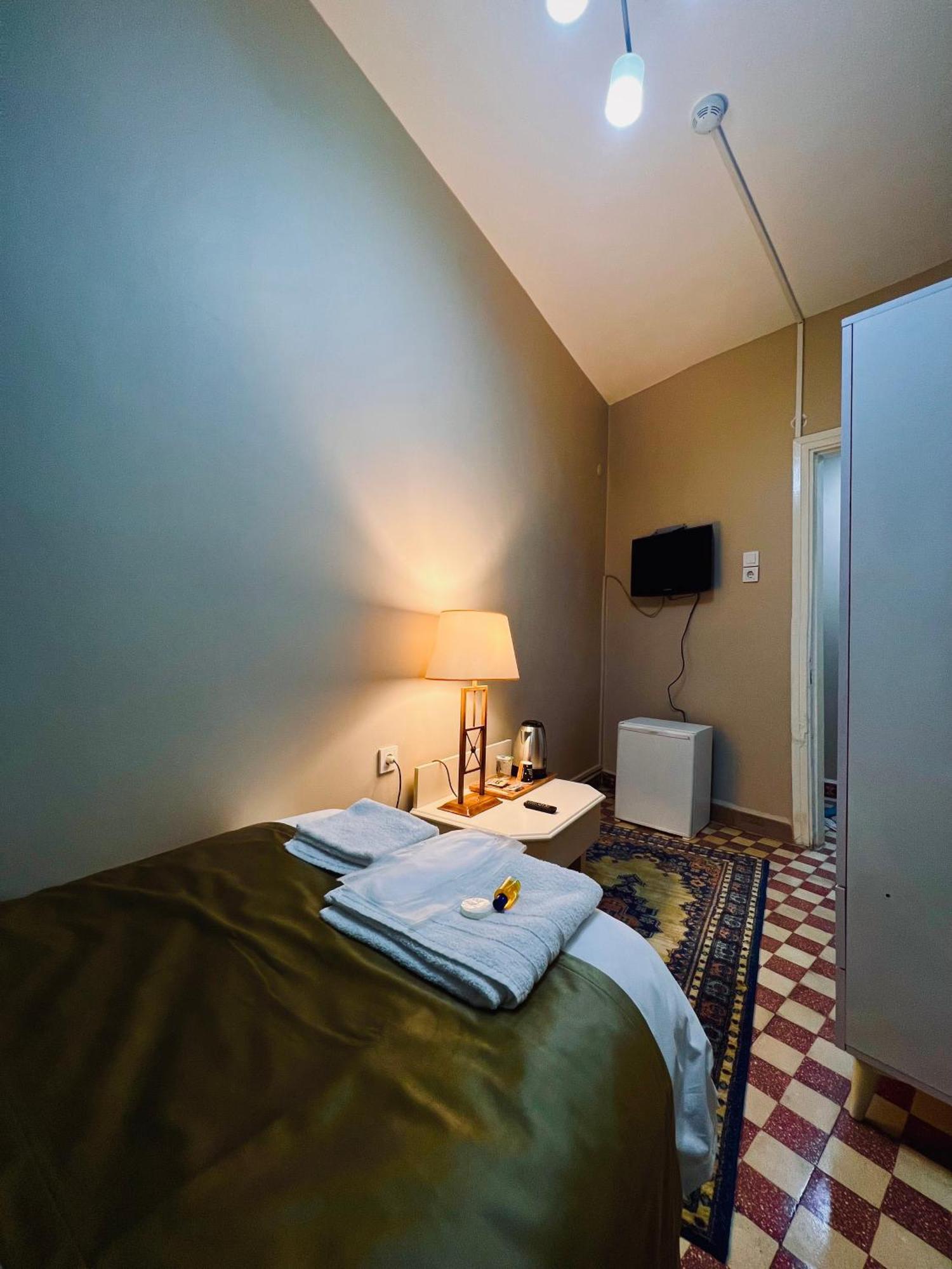 Findik Palas Otel Istanbul Bagian luar foto