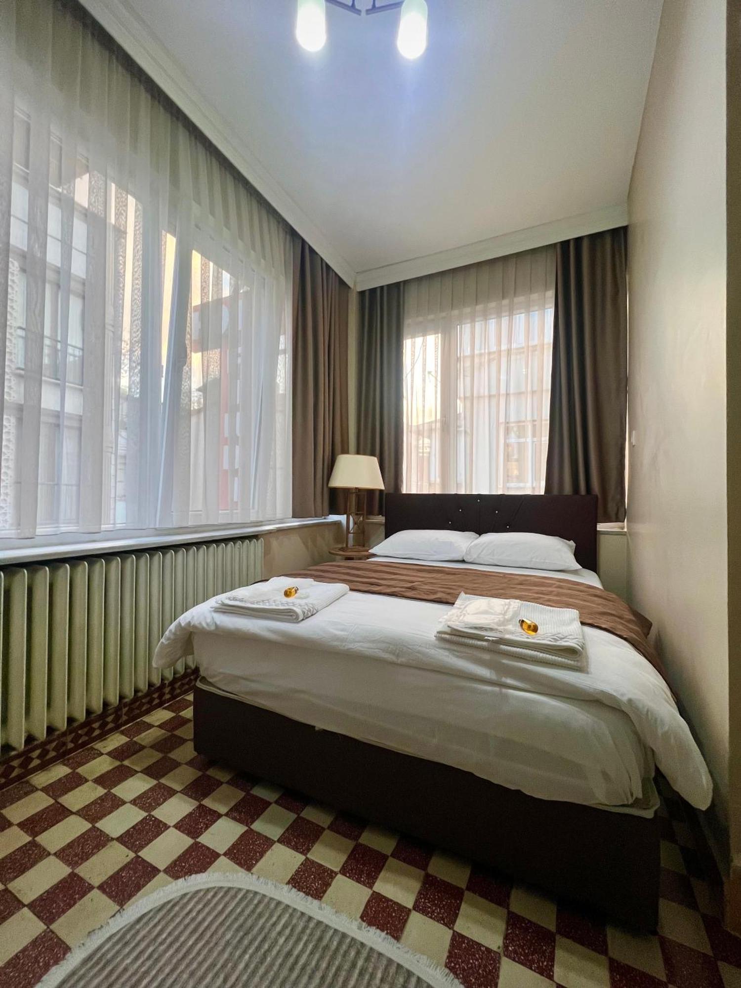 Findik Palas Otel Istanbul Bagian luar foto